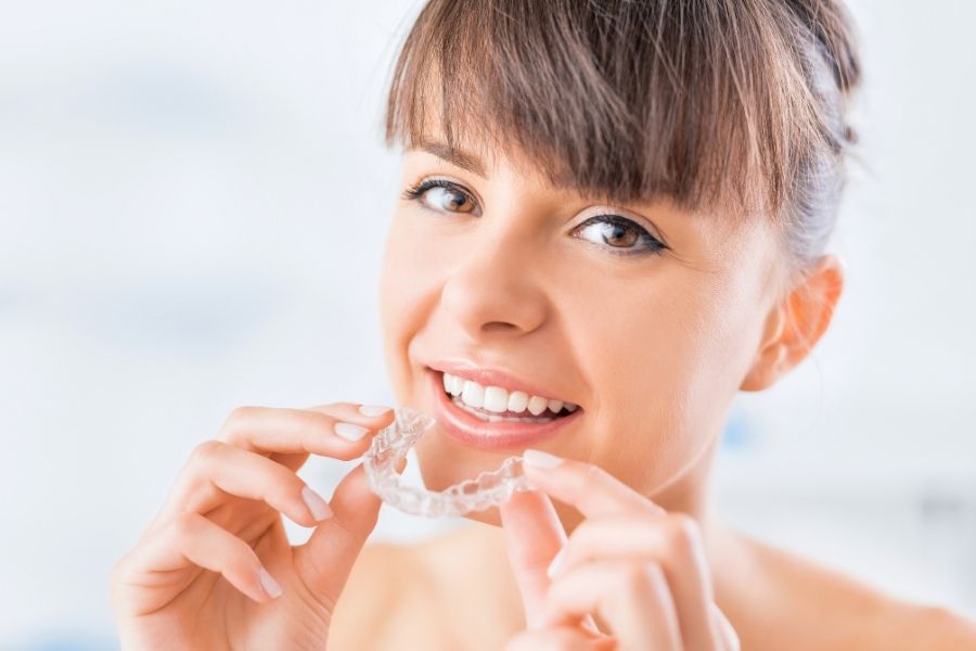 Braces vs. Clear Aligners: Which Is Right for You?