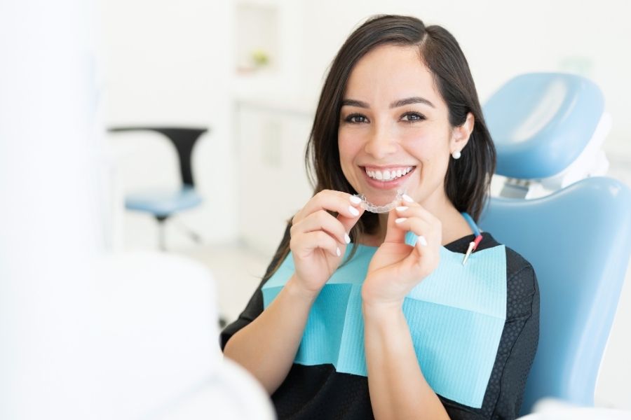 Braces vs. Clear Aligners: Which Is Right for You?